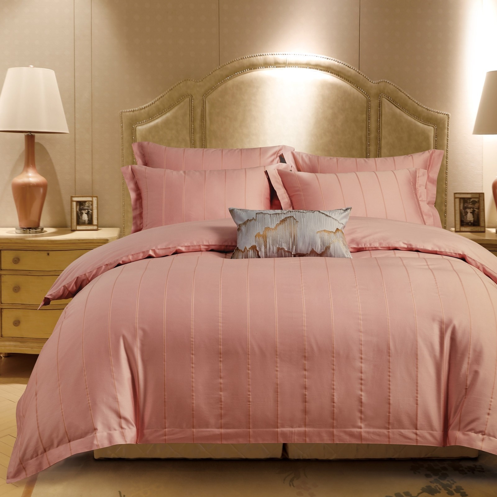 Bombažno-satenasta PREMIUM posteljnina Francesco, roza